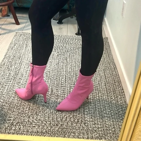 💞Eloquii HoT PiNk,Neoprene ankle boots, size 9W,Designed to Impress, AWESOME - Picture 7 of 12